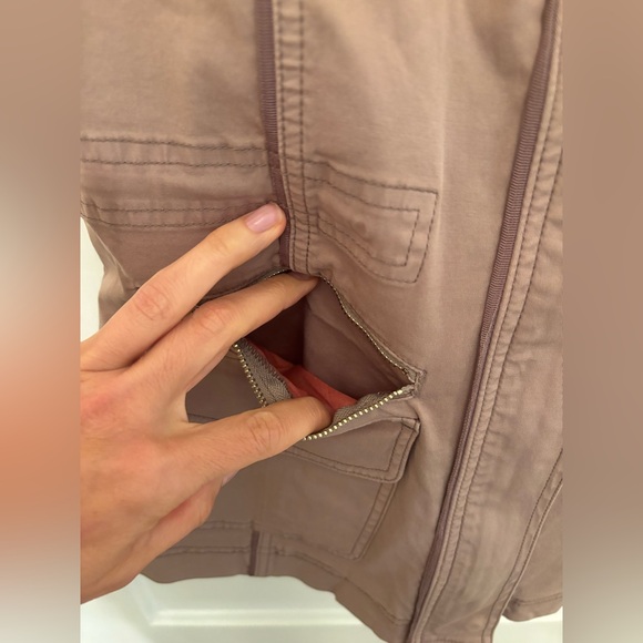 White House Black Market Tan Utility Vest 2 - Picture 3 of 8